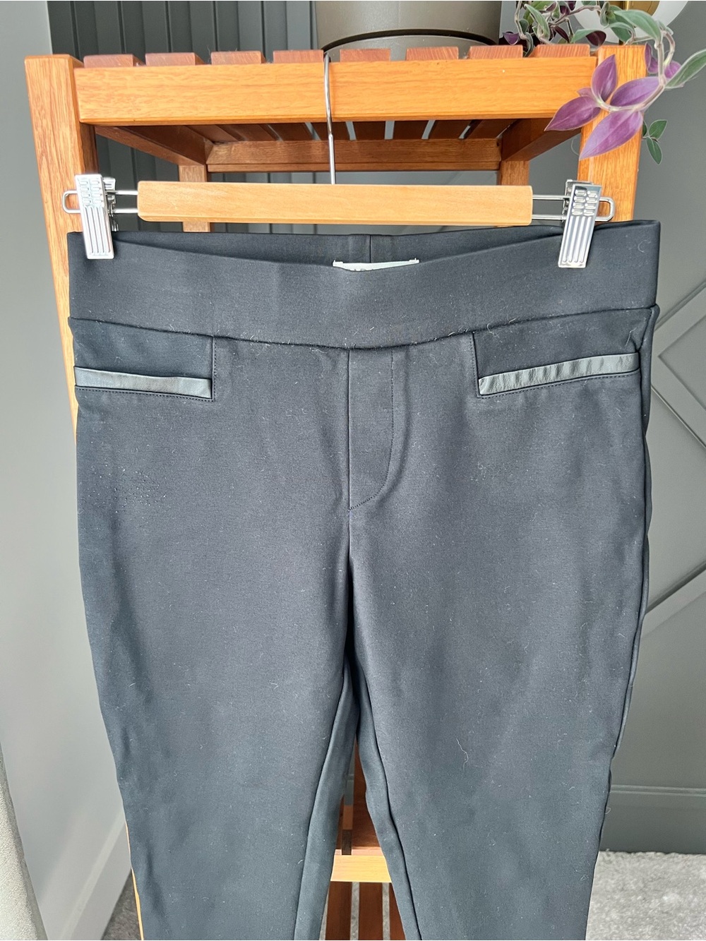Parasuco Black Slim Pants with silver accents